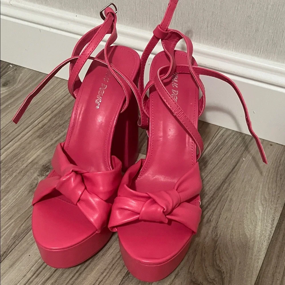 Elegant Pink Platform Heels - Picture 2 of 3